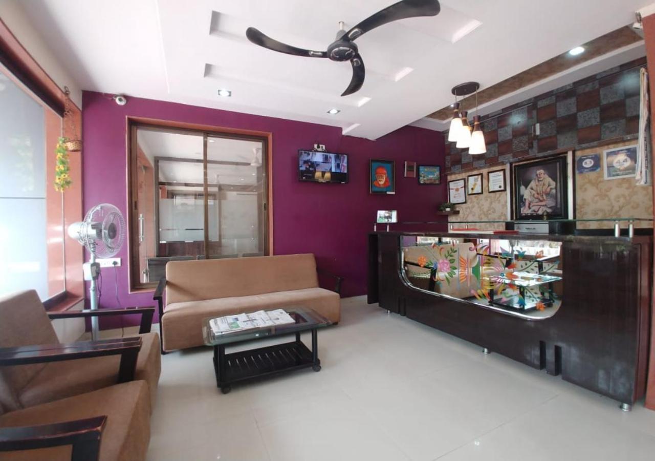 Hotel Yogiraj Shirdi Exterior photo