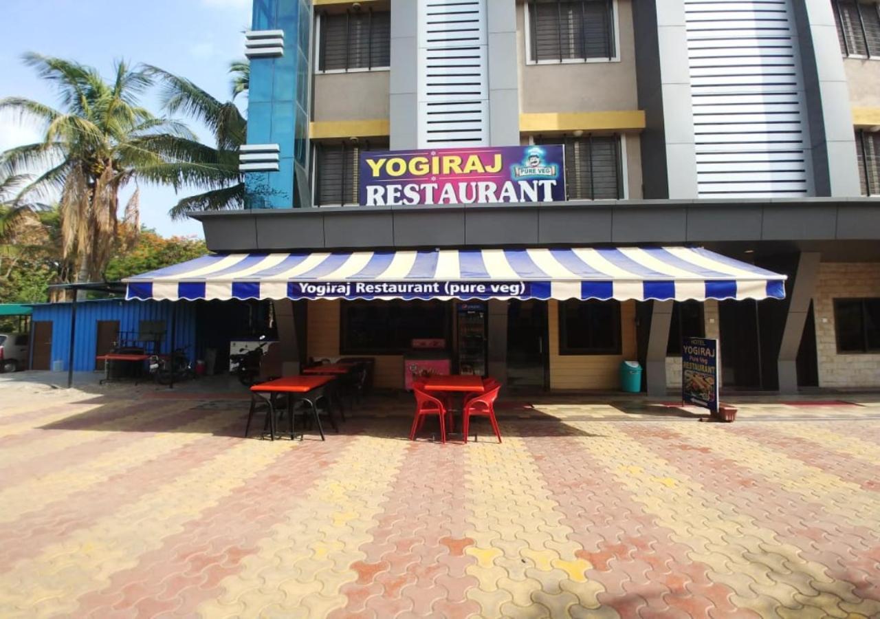 Hotel Yogiraj Shirdi Exterior photo